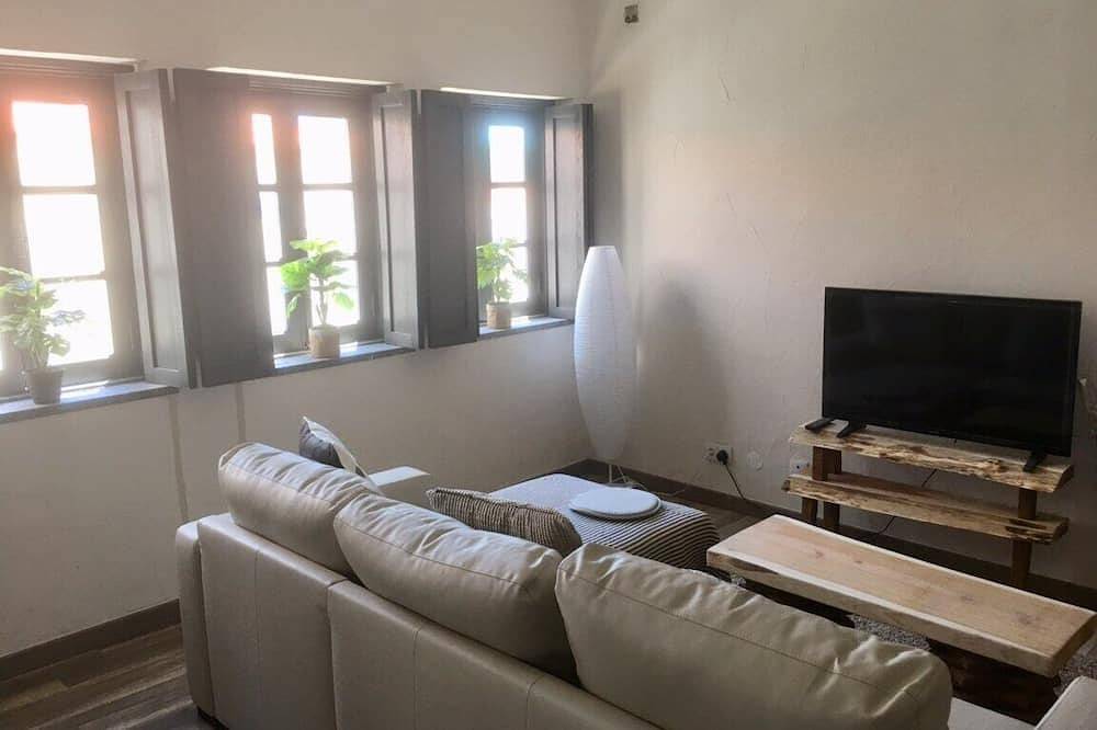 Ganze Wohnung, Casa Sofia - 2-Zimmer-Wohnung in einer ruhigen Straße im malerischen ländlichen Monchique in Monchique, Monchique gebirge