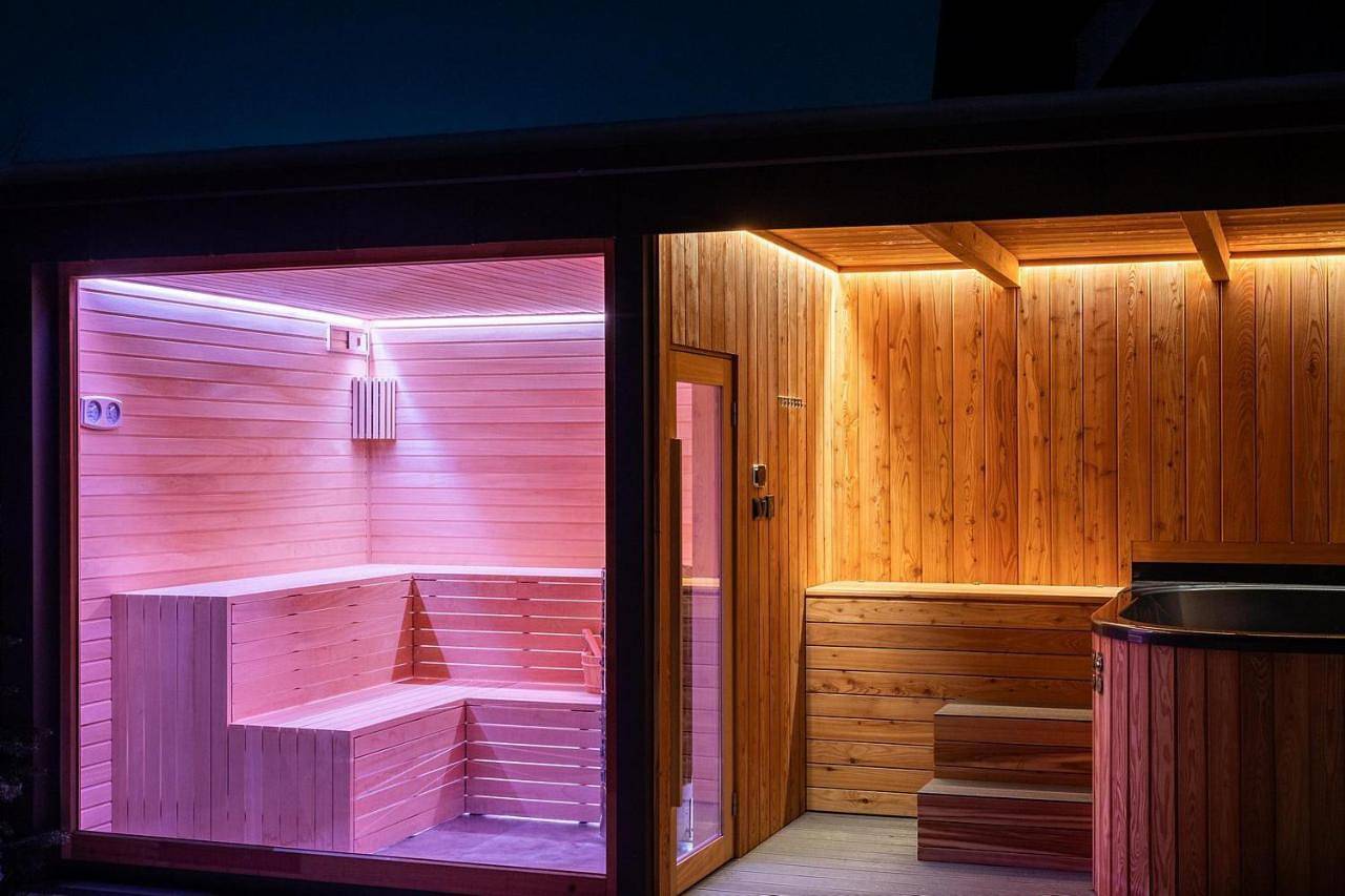 Willa Podhalanka Jacuzzi & sauna - drewniany dom dla 20 osób in Biały Dunajec, Karpaty (Polska)