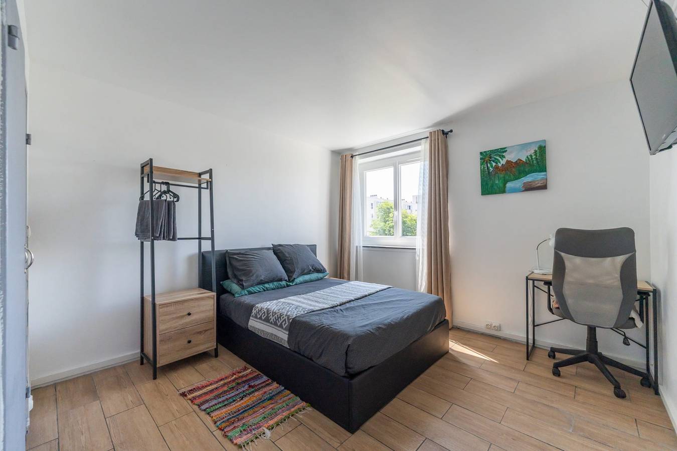 Ganze Wohnung, Le Crépuscule - Wifi - Balcon in Créteil, Val-de-Marne