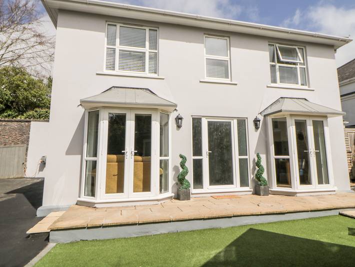 Cottage for 6 people, with garden, with pets in Torquay