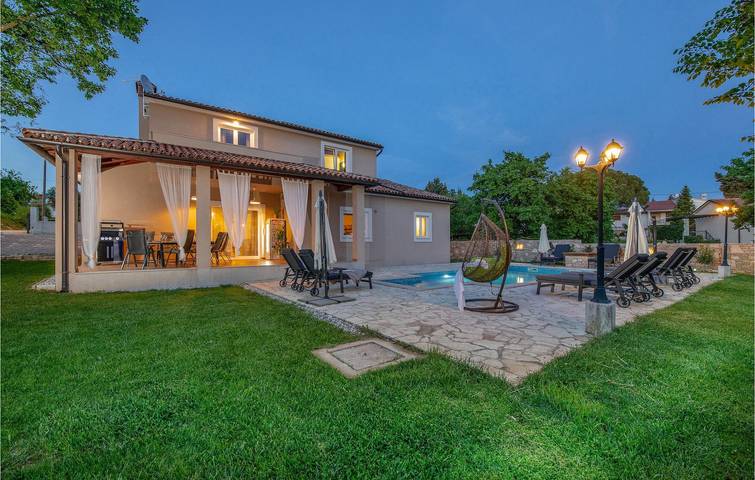 Ferienhaus für 10 Personen, mit Pool und Garten, mit Haustier - 1