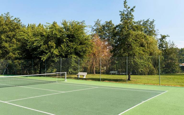 Parc de vacances pour 4 personnes, avec jardin et piscine en Charente-Maritime - 4