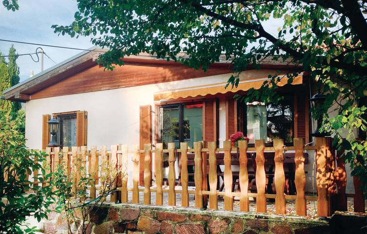 Ferienhaus für 4 Personen, mit Terrasse und Garten in Wien