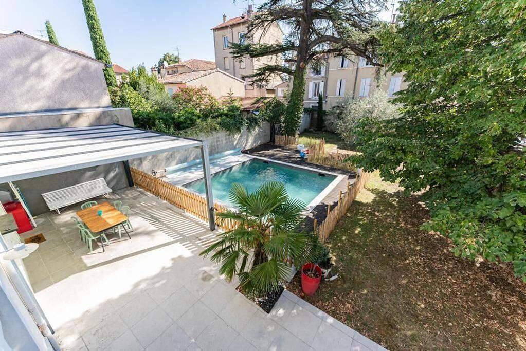Five-Bedroom House in Valence, Région de Valence
