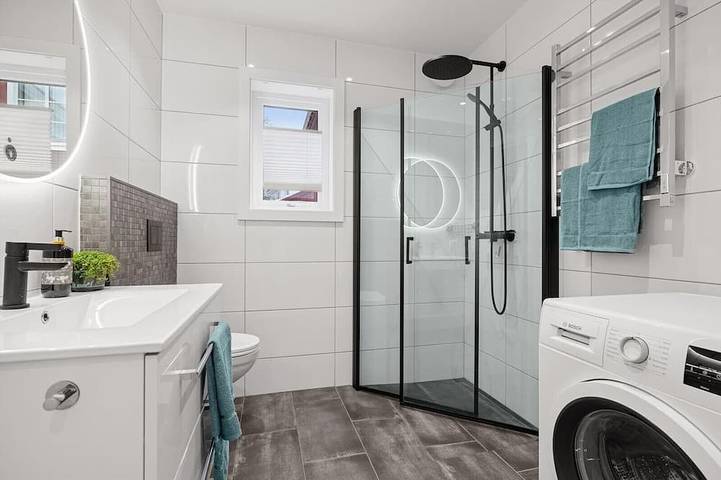 Modern Seaside Cabin Tvedestrand Hantho Brygge in Tvedestrand