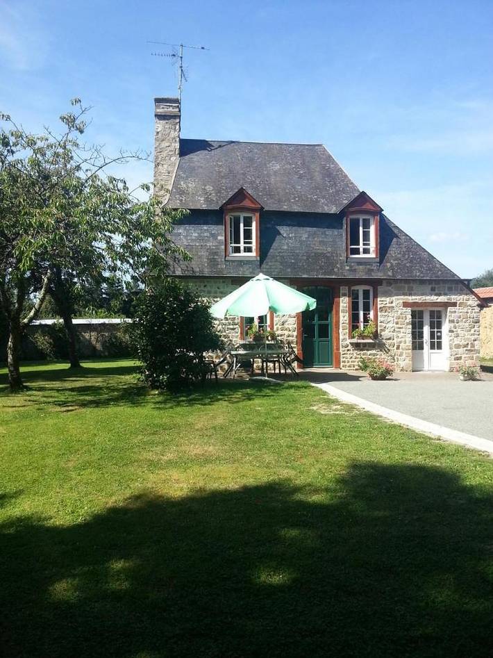 Gîte pour 5 personnes, avec jardin et terrasse, animaux acceptés dans Mortain-Bocage