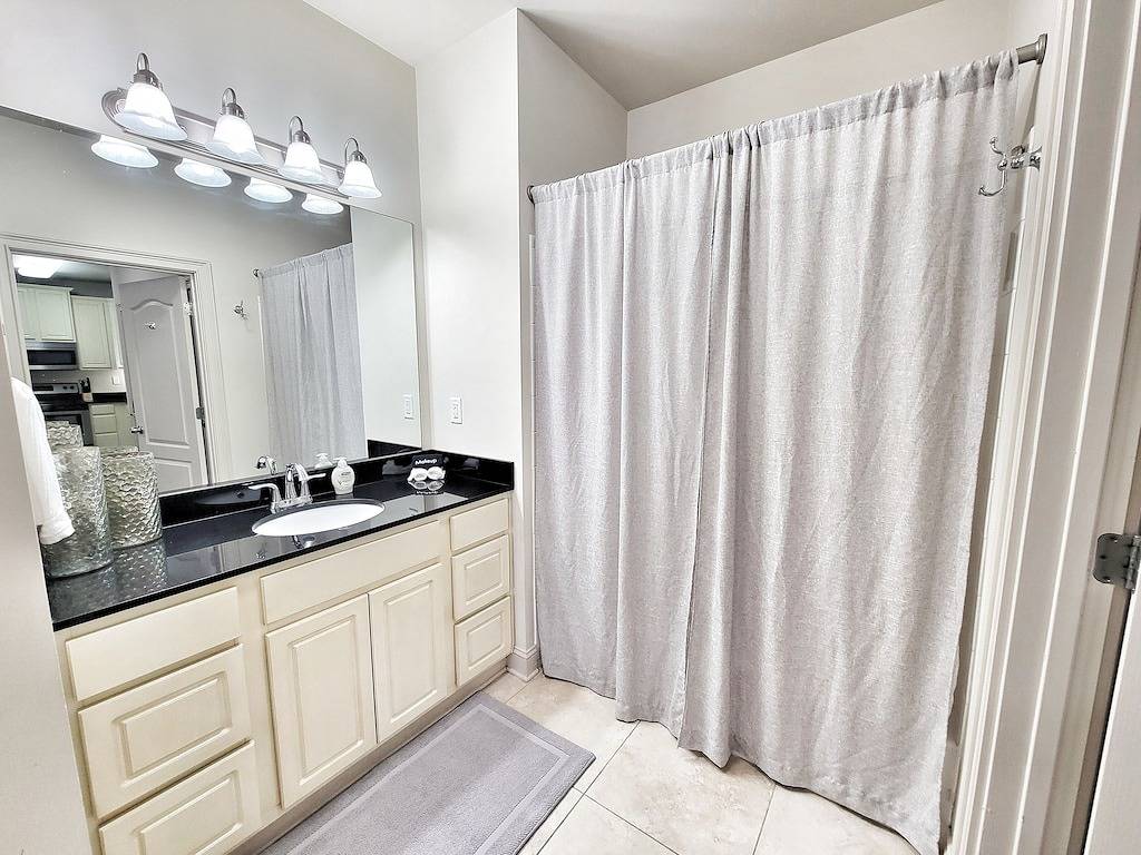 Ganze Wohnung, Luxury Condo, located within walking distance of Bryant-Denny Stadium in Tuscaloosa, Tuscaloosa County