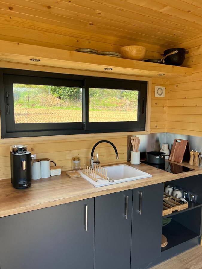 Gîte pour 2 personnes, avec jardin et vue à Meyreuil - 4