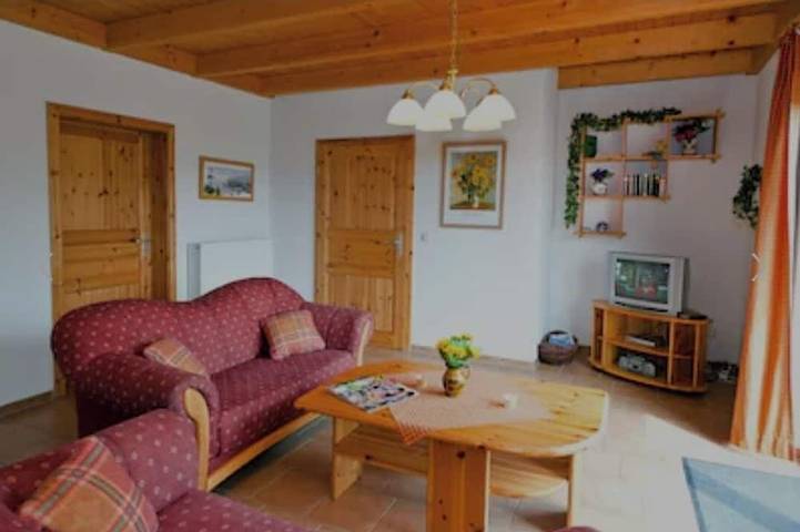 Ferienhaus in ruhiger Lage, 200m vom Naturschutzsee, Mönchshof 13a, mit Wlan in Wredenhagen, Müritz