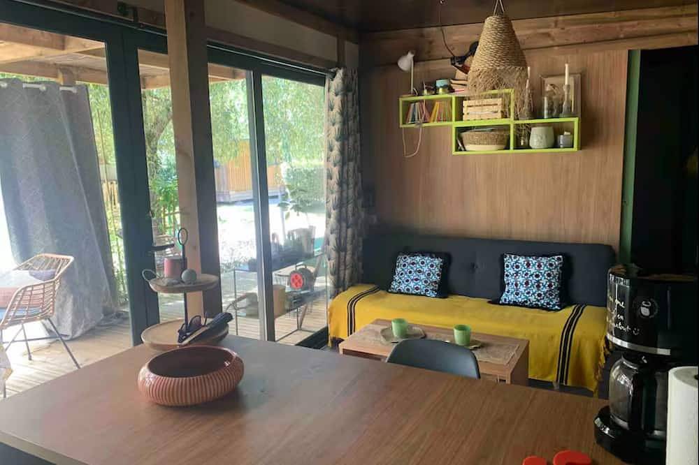 Mobile Home / Bungalow dans les Landes - Calme, proche lac et plages. in Onesse-Laharie, Landes