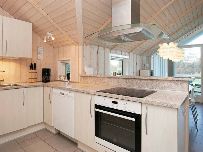 Ferienhaus für 8 Personen, mit Whirlpool und Terrasse sowie Sauna, kinderfreundlich auf Langeland - 4