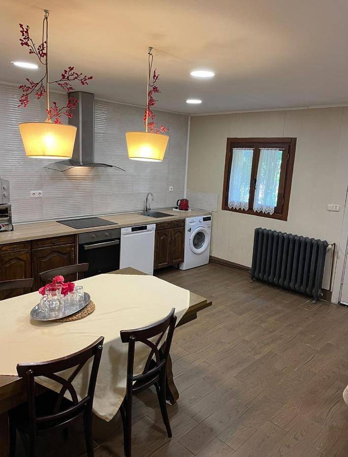 Casa rural para 16 personas, con vistas y terraza en Guipúzcoa - 3