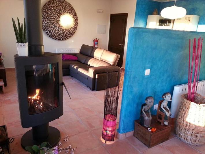Casa rural para 2 personas, con Balcón y Terraza además de Jardín y Piscina para niños en Uclés