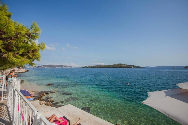 Ferienpark für 6 Personen, mit Pool und Terrasse - 1