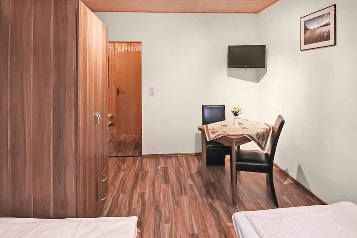 Ferienwohnung für 5 Personen, mit Garten in Kleinzerlang - 4