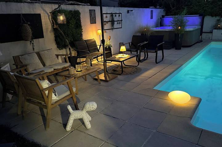 Haus mit privatem Pool und Jacuzzi in der Nähe von Nimes Arles Camargue und Meer! in Garons, Nimes und Umgebung