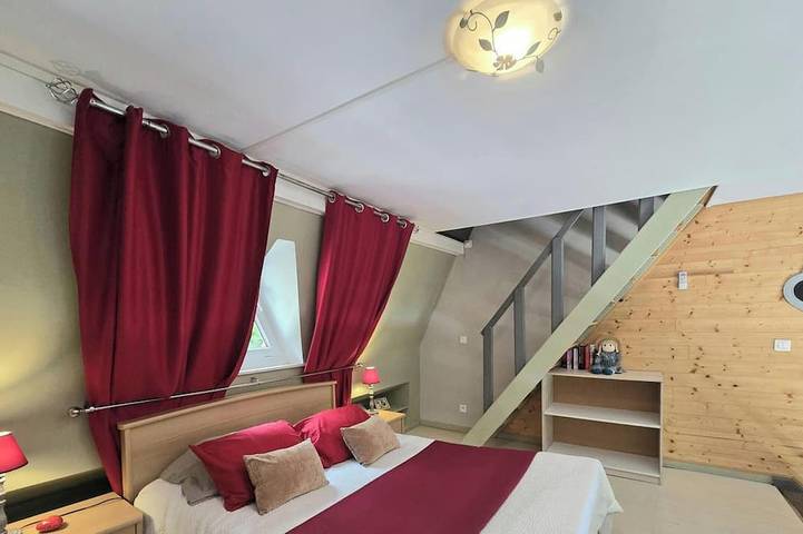 Gîte pour 4 personnes, avec piscine et jardin à Saint-Avit-de-Vialard - 3