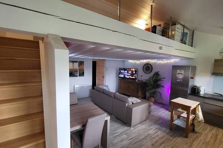 Gîte pour 6 personnes, avec terrasse à Moncel-sur-Seille