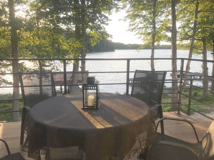 Dom dla 3 osób, z balkon i ogród oraz widok i widok na jezioro na Mazury