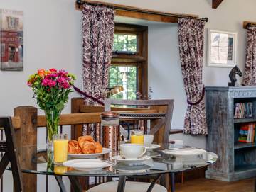 Cottage for 4 People in Stroud, The Cotswolds, Photo 4