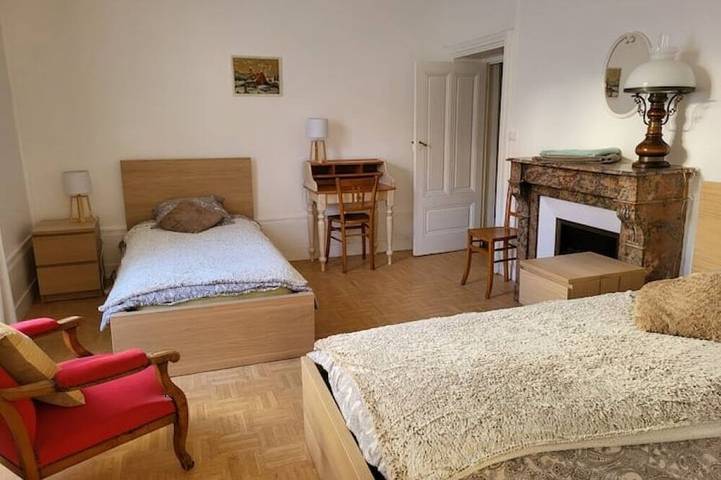 Gîte pour 6 personnes à Albigny-sur-Saône - 2