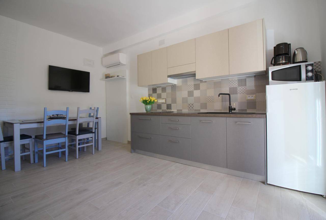 Ganze Ferienwohnung, Ferienwohnung Sergio für 5 Personen in Strandnähe in Poreč, Porec und Umgebung