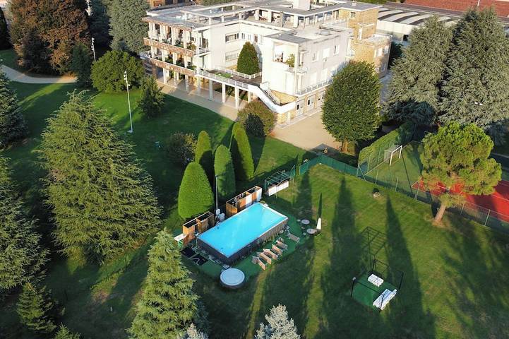 Appartamento vacanze per 10 persone, con terrazza e giardino nonché piscina e idromassaggio - 1