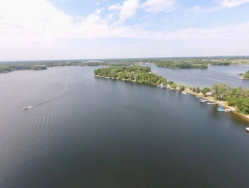 Sunset Point West facing cottage. Amazing spot Right on the water!!! in Chisago County
