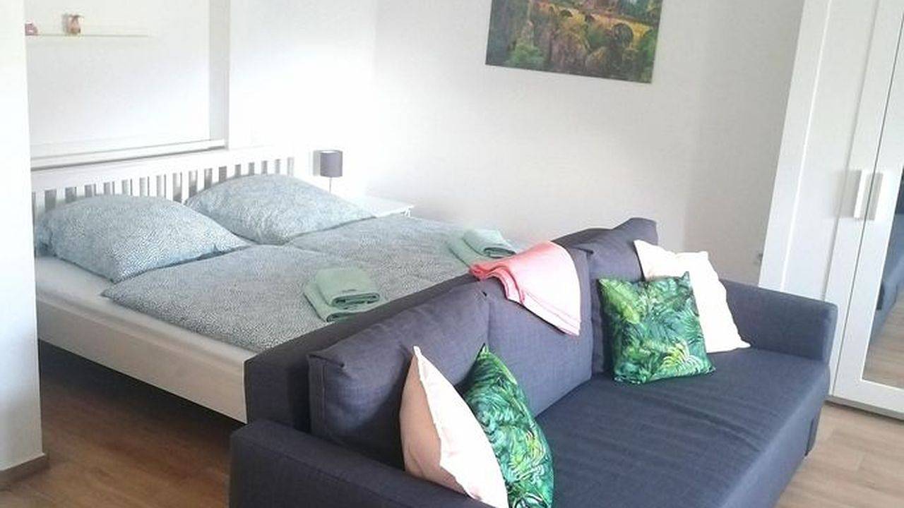 Ganze Ferienwohnung, Ferienwohnung für 2 Personen (35 m²) in Lohmen in Lohmen (Sachsen), Elbsandsteingebirge