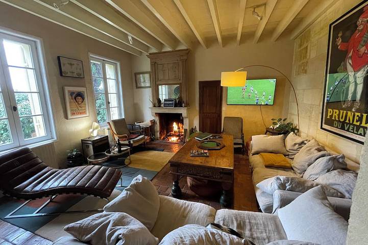Charming House with Pool, hot tub and Sauna in the Heart of the Saint-Emilion in Saint-Émilion, Región de Libourne