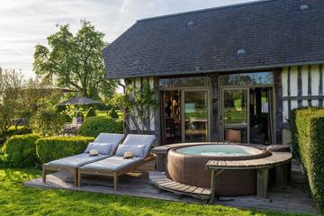 Villa for 4 Guests in Bonnebosq, Calvados, Picture 1