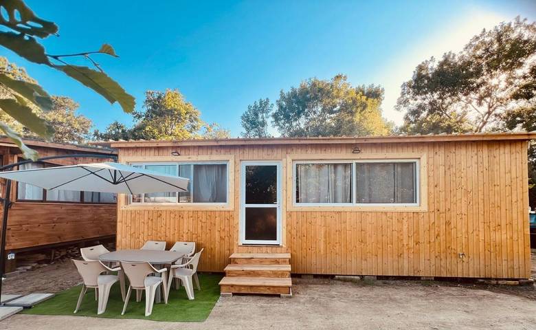 Camping pour 6 personnes, avec Terrasse ainsi que Jardin et Vue dans Kiten