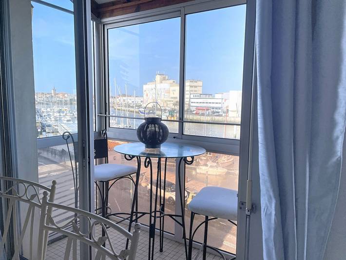 Gîte pour 2 personnes, avec terrasse dans Port Olona - 2