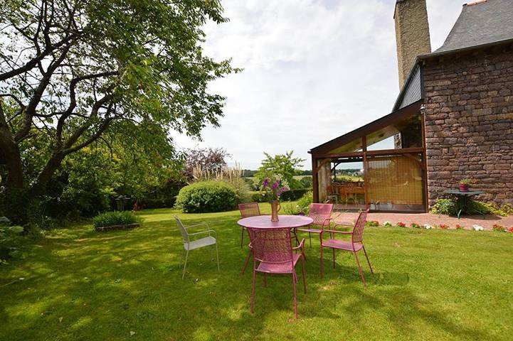 Location de vacances pour 3 personnes, avec jardin à Montfort-sur-Meu - 4