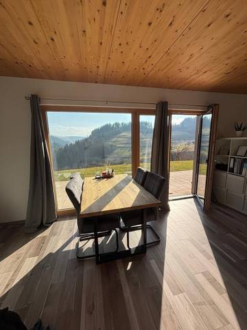 Ferienwohnung für 2 Personen, mit Ausblick und Garten sowie Terrasse, mit Haustier in Suedlicher Schwarzwald