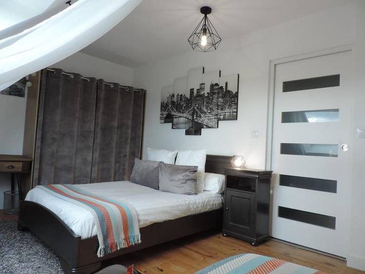 Chambre d’hôte pour 3 personnes, avec vue et jardin, animaux acceptés