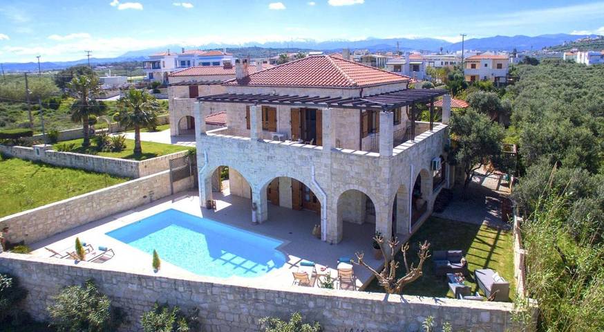 Villa für 7 Personen, mit Pool und Ausblick sowie Garten - 1