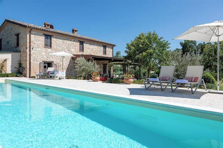 Ferienhaus für 6 Personen, mit Kinderpool und Garten