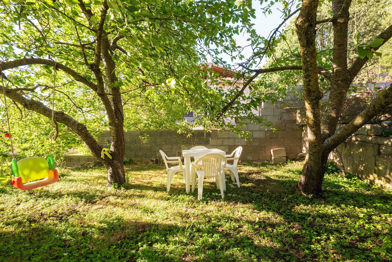 Ferienwohnung 'Villanova' mit Bergblick und Privatem Garten in Villanova Strisaili, Villagrande Strisaili