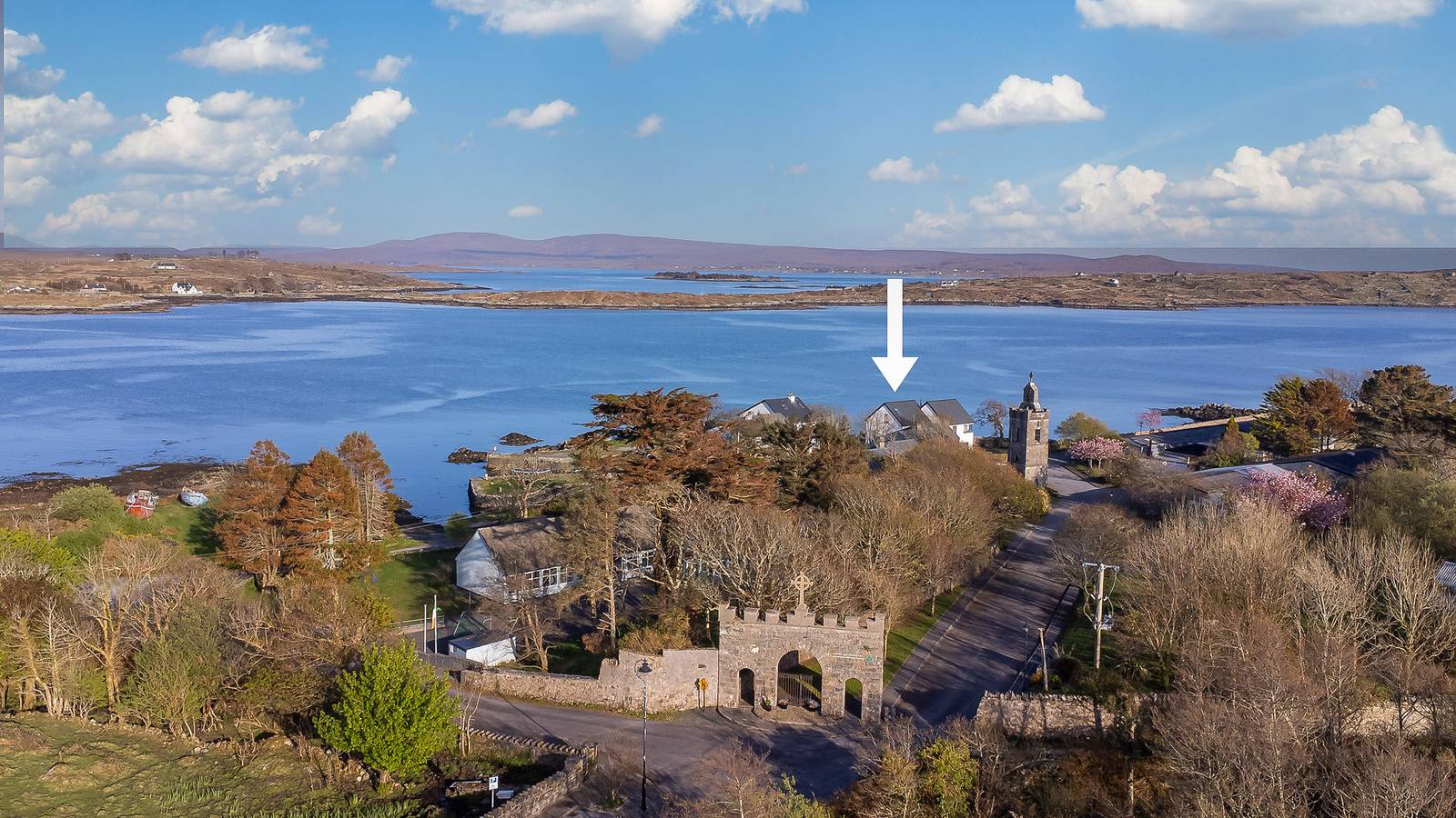 West Haven in Roundstone, Connemara