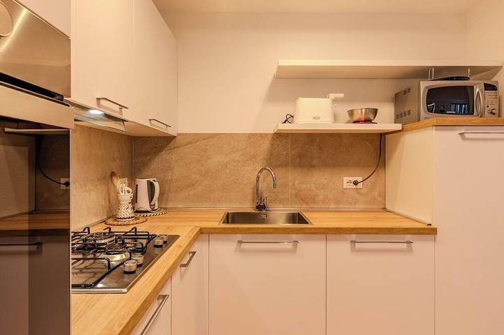 Location de vacances pour 6 personnes, avec jardin à Torbole