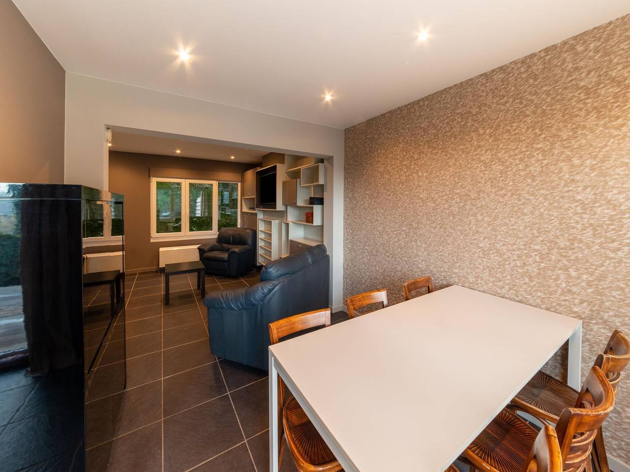 Magnifique maison de vacances avec jacuzzi in Tilff, Esneux