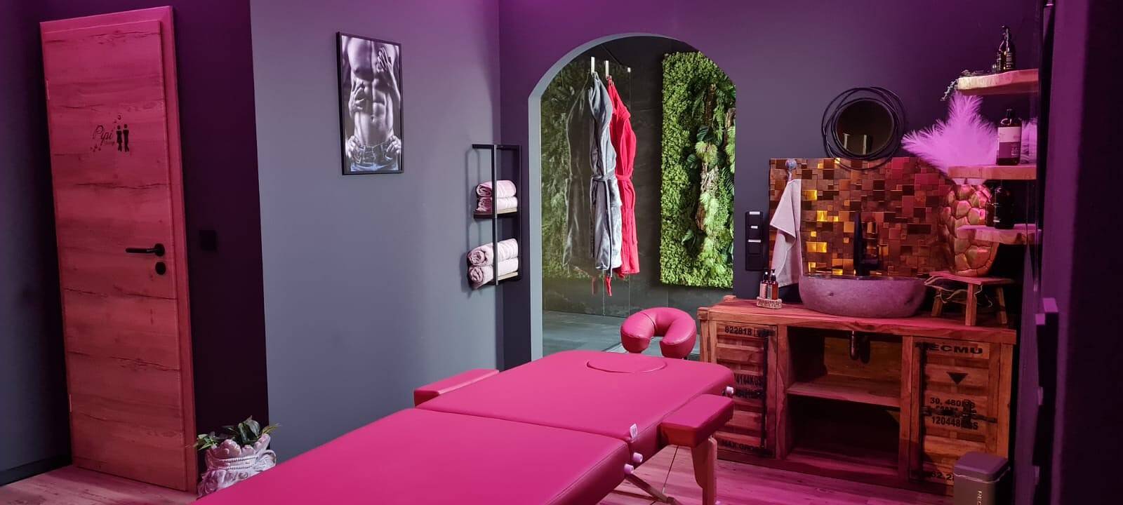 Ganze Wohnung, Juloft Exklusives Private Spa Loft für Paare in Leverkusen, Bergisches Land