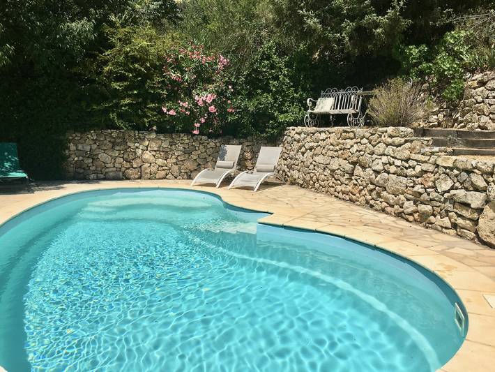 Location de vacances pour 4 personnes, avec jardin et terrasse à Cotignac - 3