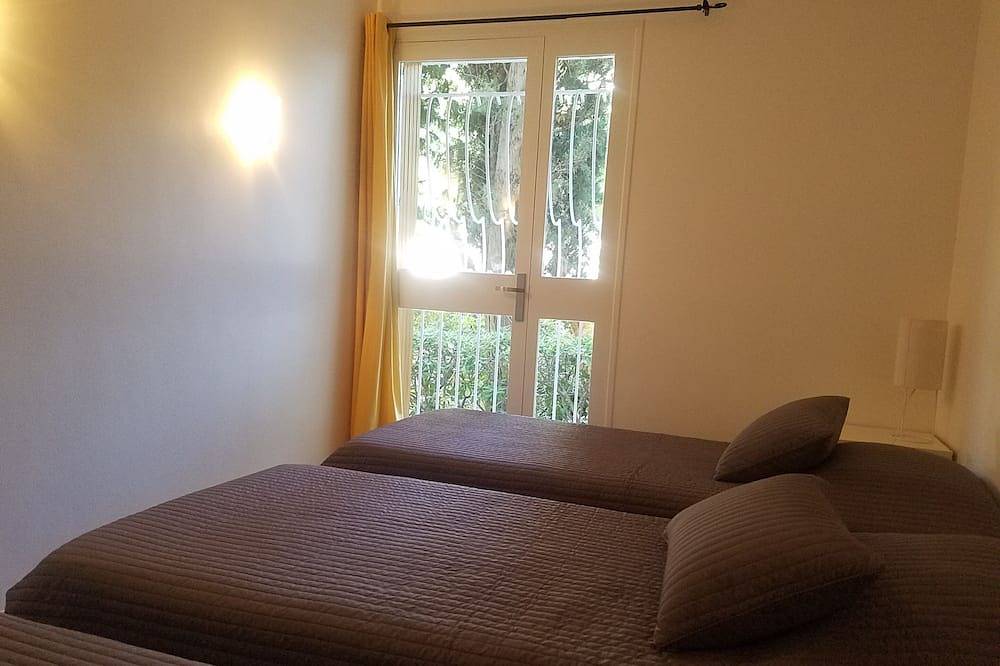 Ganze Wohnung, Lovely Apart 2 Bedrooms For 5-Garden Garage Near Beaches Port And City Center in Cassis, Nationalpark Calanques