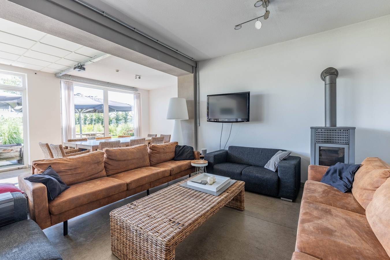 Beautiful 8-person holiday home in a unique location in Teuge on the Veluwe. in Teuge, Veluwe