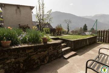 Gîte pour 6 personnes, avec jardin à Montauban-de-Luchon