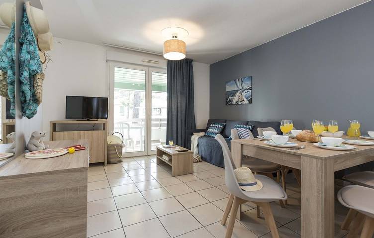 Gîte pour 8 personnes, avec piscine et jardin, adapté aux familles dans Moliets-Plage - 3