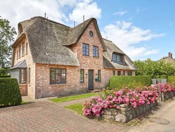 Ferienhaus für 5 Personen, mit Garten und Sauna sowie Terrasse in Oldsum