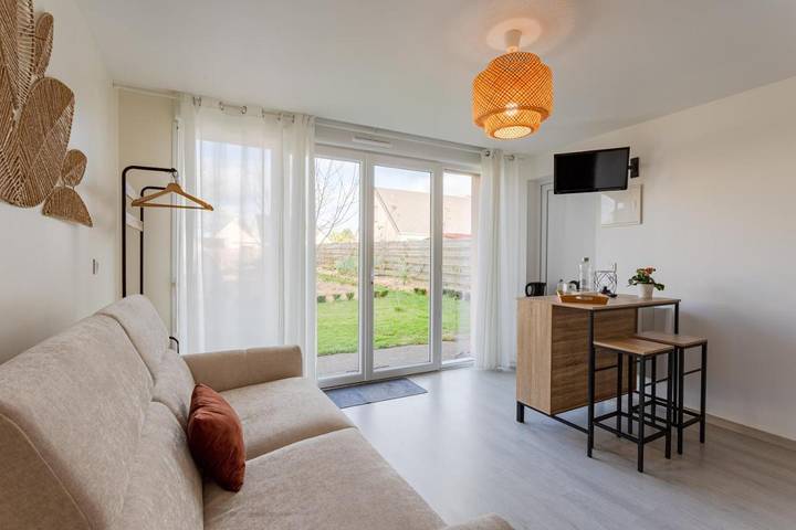 Chambre d’hôte pour 2 personnes, avec jardin et vue à Saint-Laurent-sur-Mer - 2